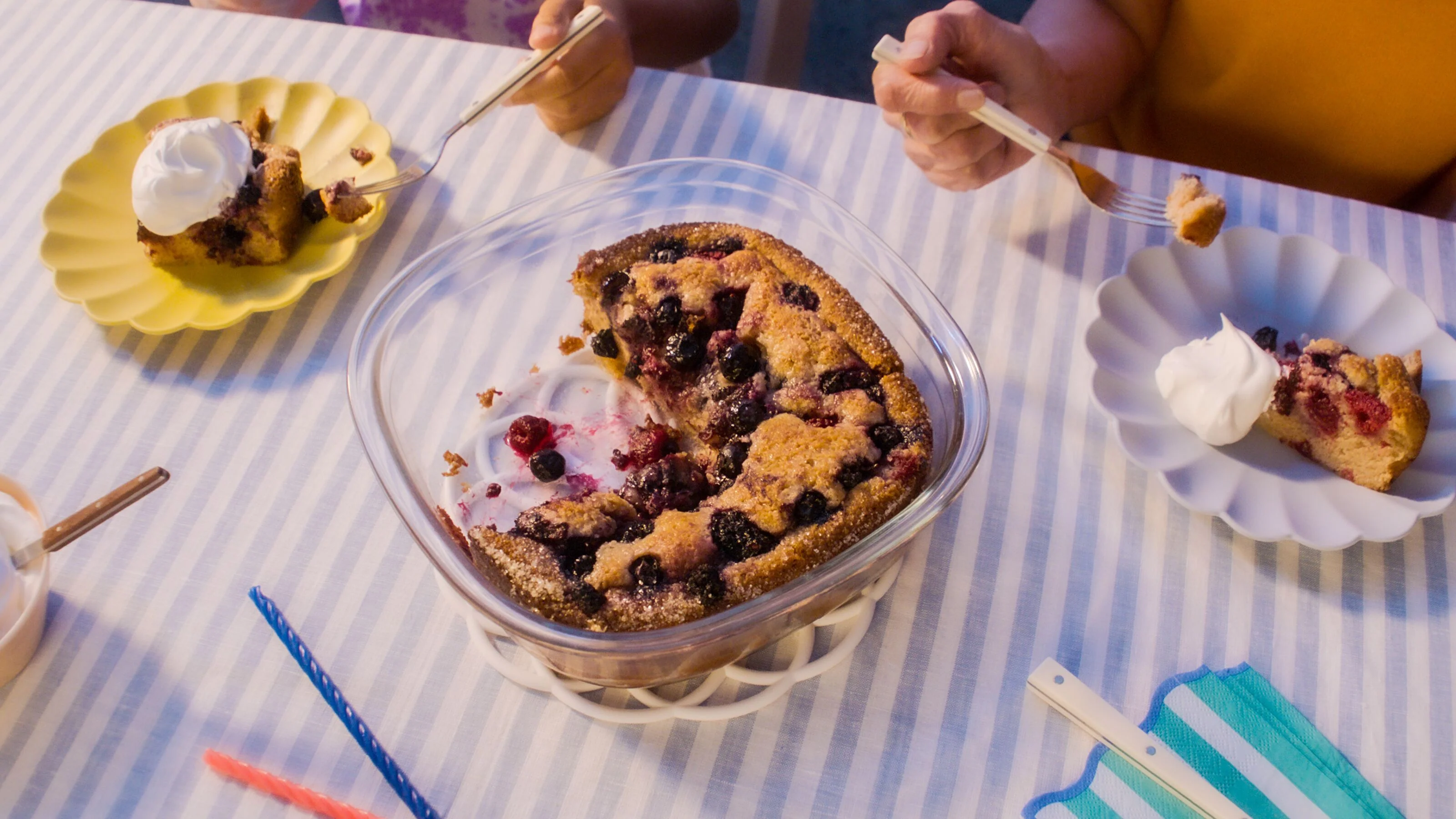 Tupperware Brand Voila glass™  Square Baking Dish 1.6L (1Pc) + Round Baking Dish 1.7L (1pc) - Image 13